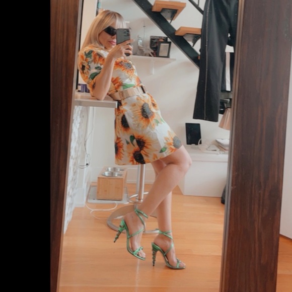 Meet your Posher, Flavia - Picture 3 of 16